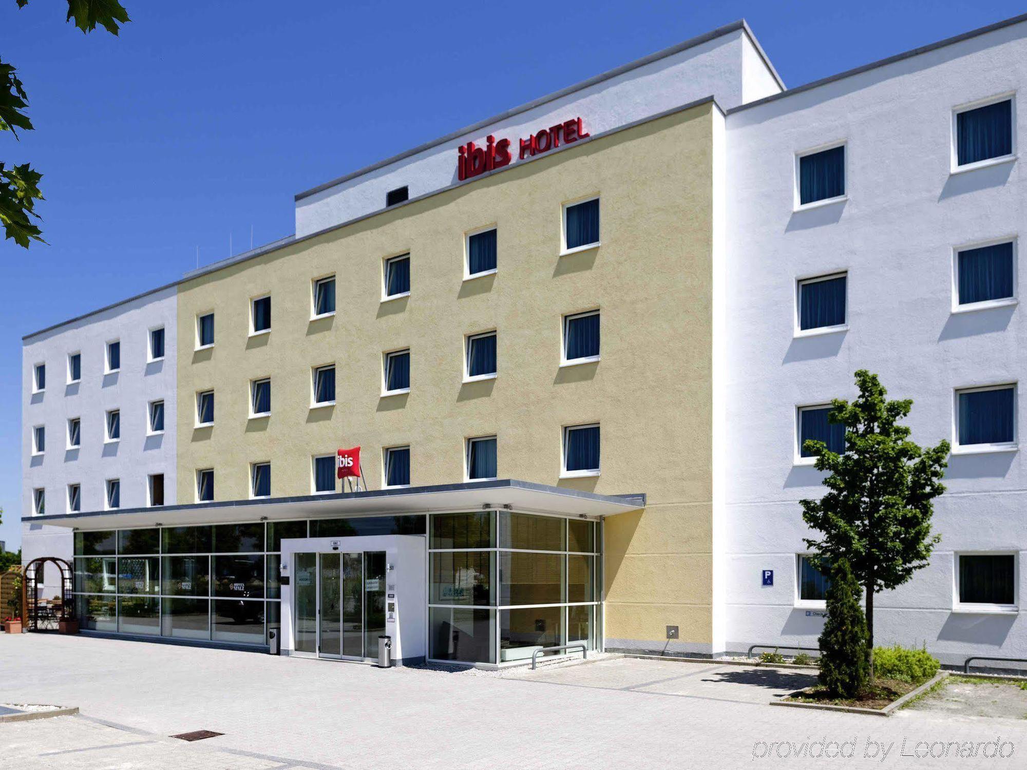 Ibis Hotel Munchen Messe Feldkirchen  Zewnętrze zdjęcie