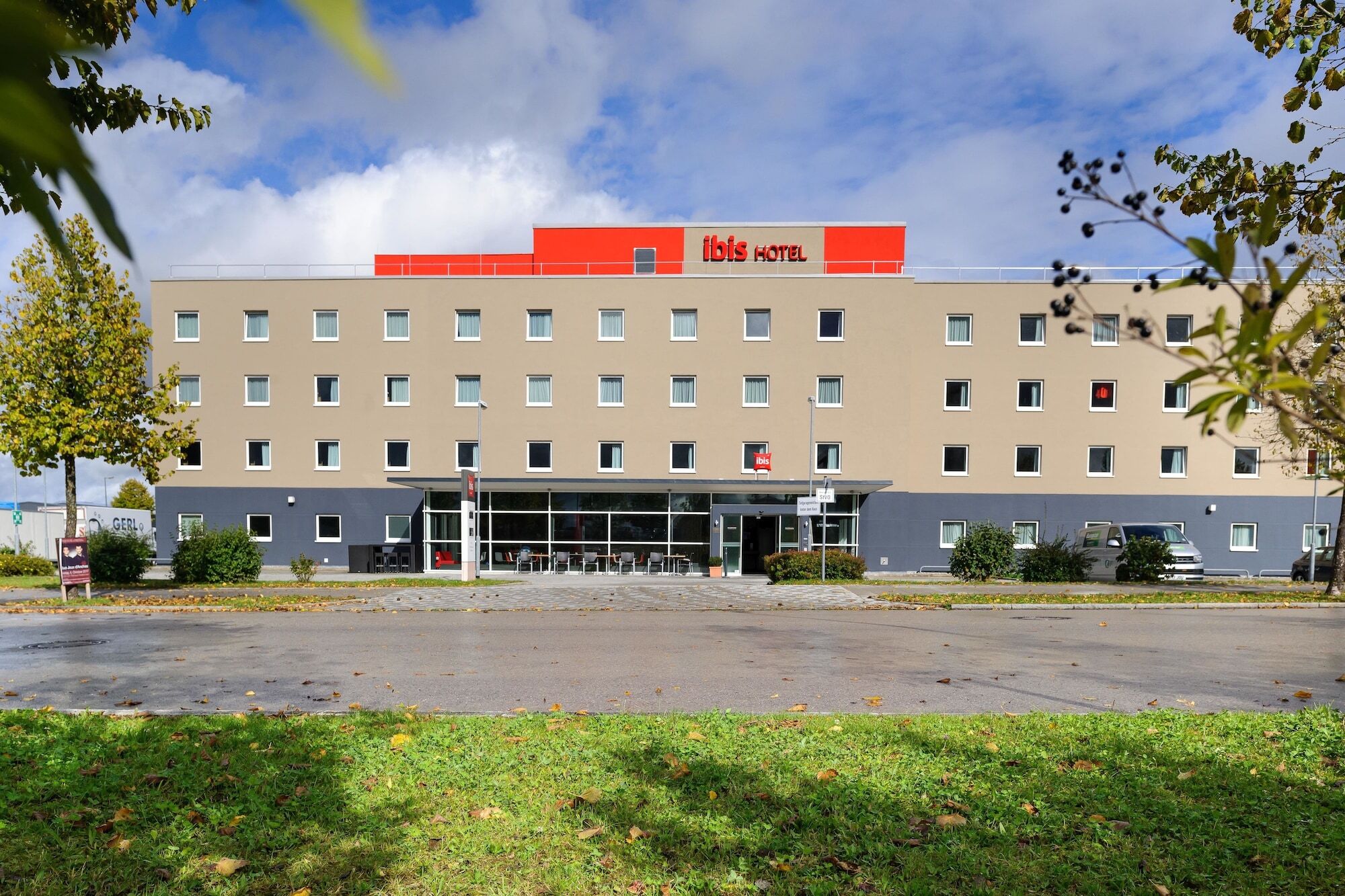 Ibis Hotel Munchen Messe Feldkirchen  Zewnętrze zdjęcie